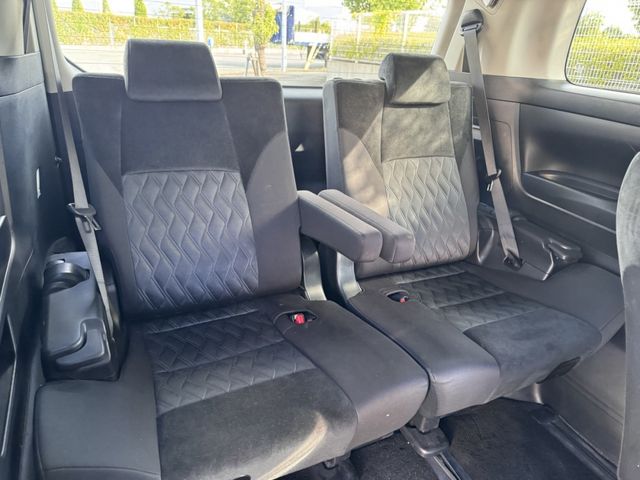 Toyota ALPHARD 2018-03 181625-25