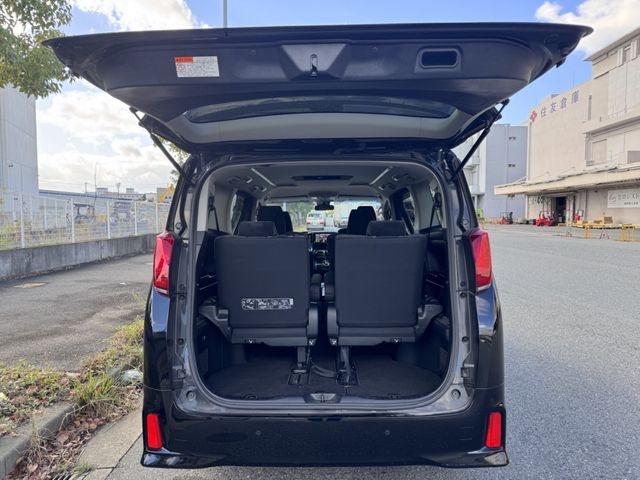 Toyota ALPHARD 2018-03 181625-27