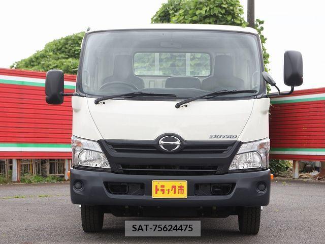 Hino DUTRO 2017-02 320419-3
