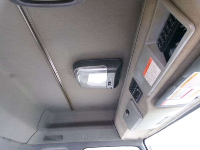 Isuzu GIGA 2013-03 14049-19