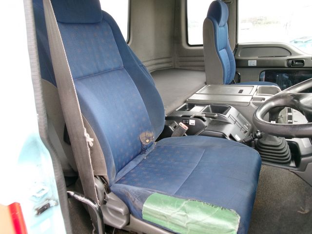 Isuzu GIGA 2013-03 14049-11
