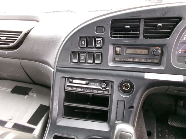 Isuzu GIGA 2013-03 14049-15