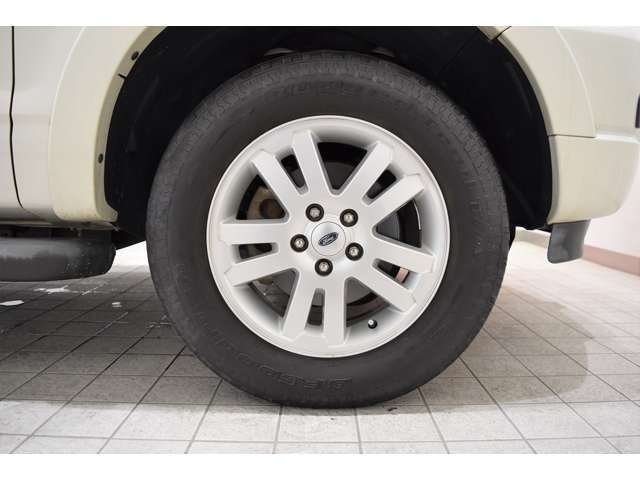 Ford EXPLORER 2010-06 13742-17