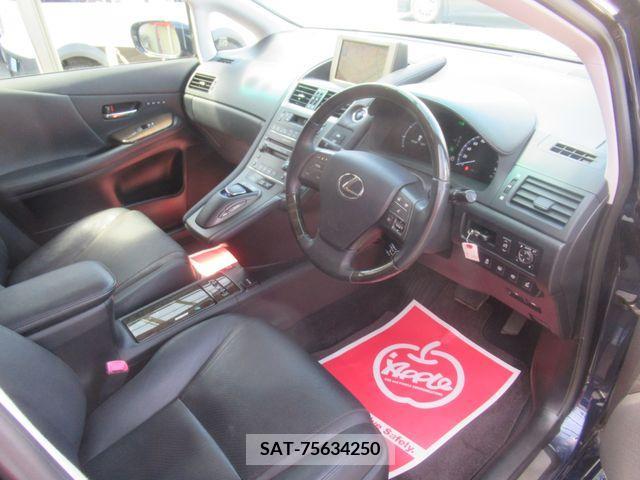 Lexus HS 2011-11 275389-16
