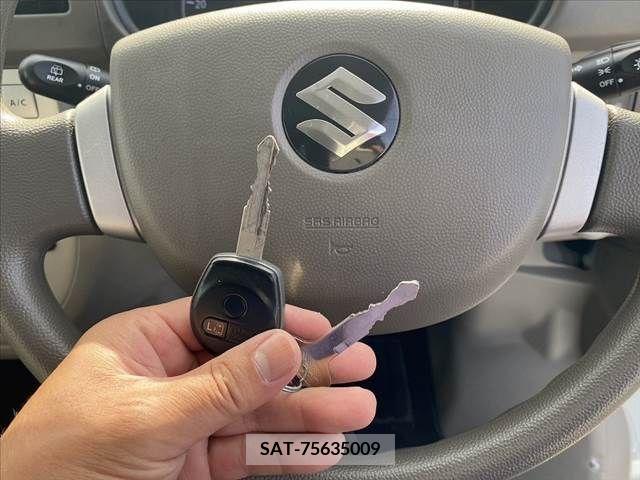 Suzuki EVERY WAGON 2010-02 301779-3