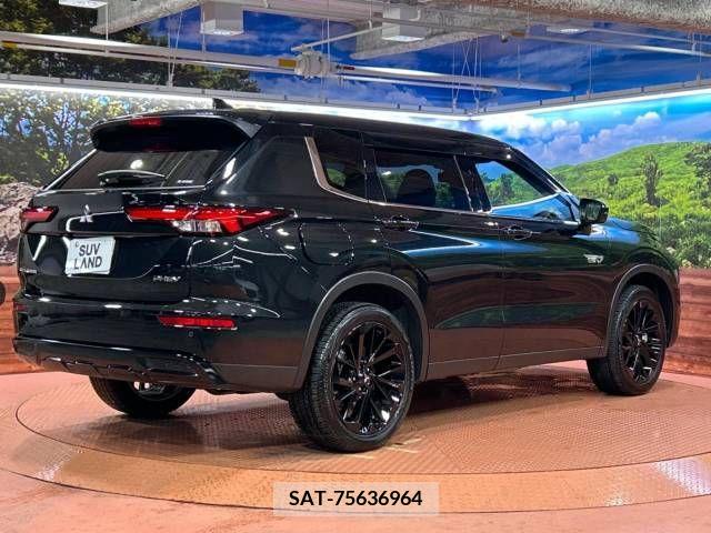 Mitsubishi OUTLANDER PHEV 2023-11 281118-6