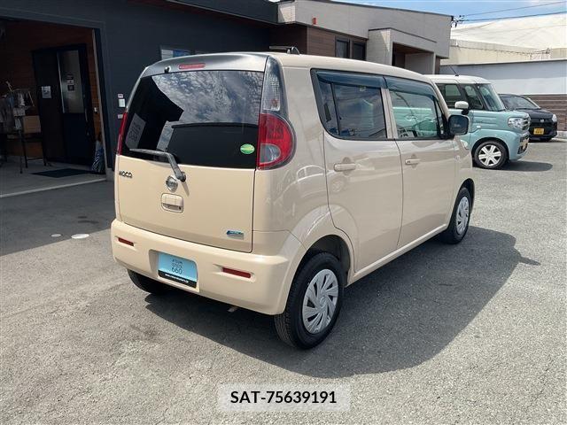 Nissan MOCO 2013-09 324585-4