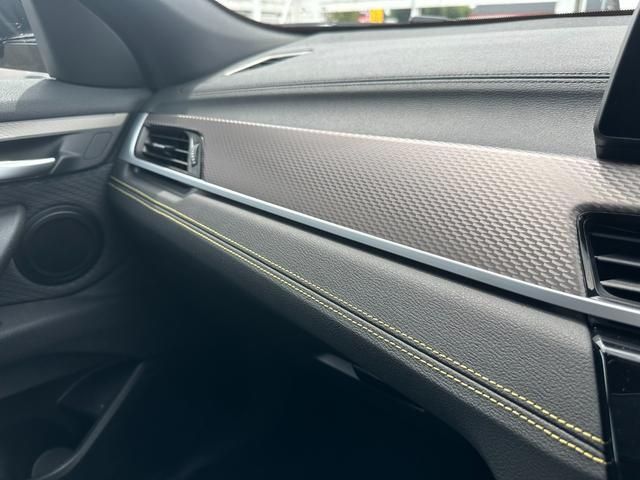 Bmw X2 2022-08 27983-19