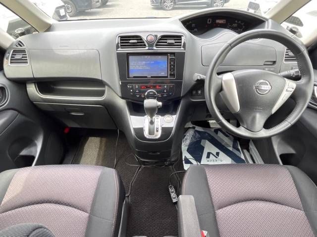Nissan SERENA 2013-06 23856-1