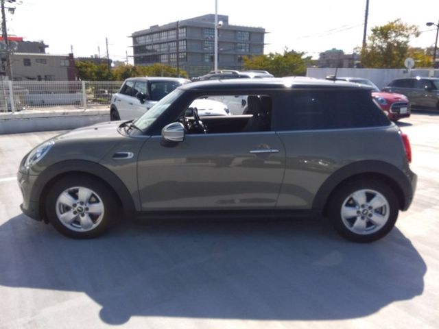 Bmw MINI 2018-10 24968-11