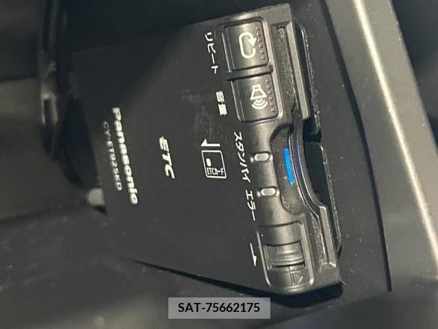 Daihatsu TANTO CUSTOM 2017-06 310226-7