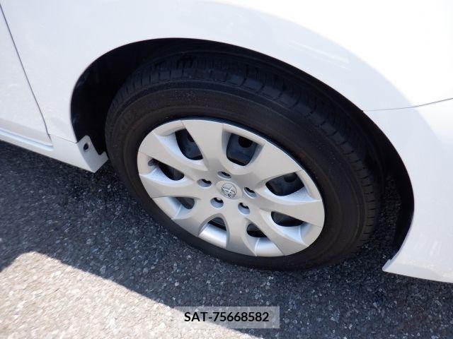 Toyota PRIUS ALPHA 2019-04 330188-17