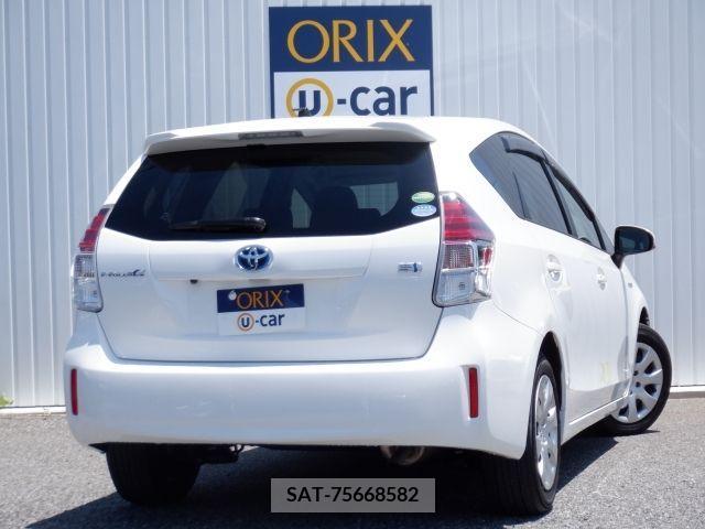 Toyota PRIUS ALPHA 2019-04 330188-2