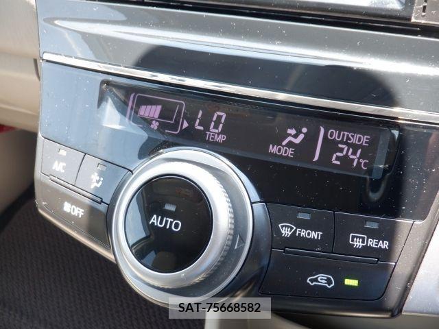 Toyota PRIUS ALPHA 2019-04 330188-11