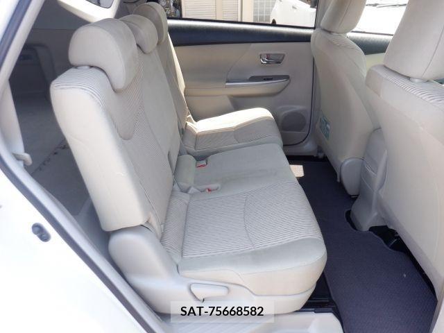 Toyota PRIUS ALPHA 2019-04 330188-14
