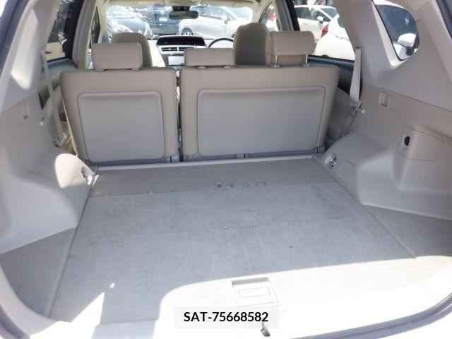 Toyota PRIUS ALPHA 2019-04 330188-15