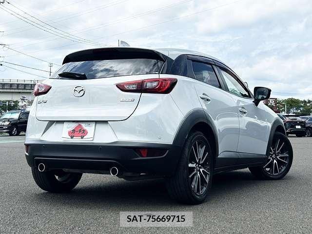 Mazda CX-3 2015-09 390181-2