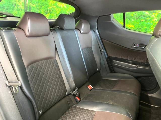 Toyota C-HR 2018-01 14788-9