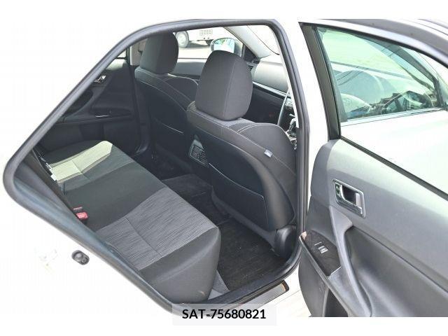 Toyota MARK X 2017-06 363215-9