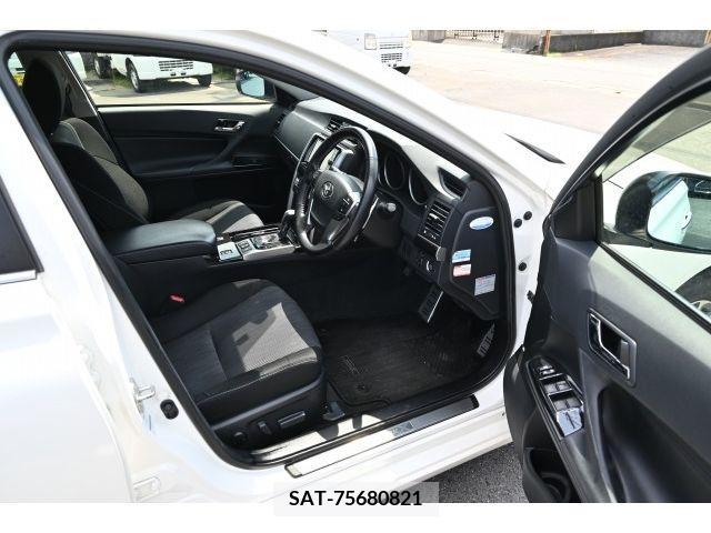 Toyota MARK X 2017-06 363215-8