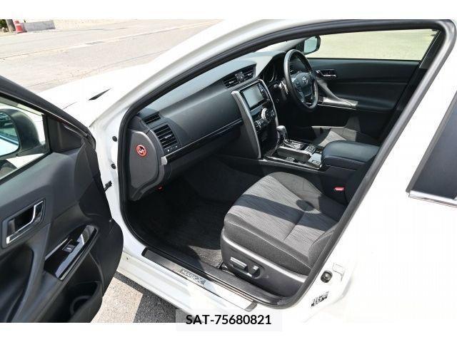 Toyota MARK X 2017-06 363215-12