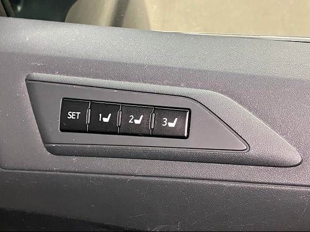 Toyota VELLFIRE 2018-11 194947-10