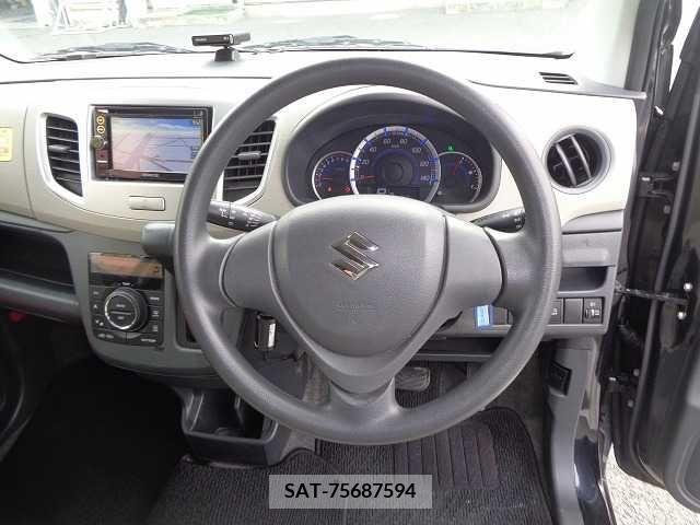 Suzuki WAGON R 2012-11 240166-3