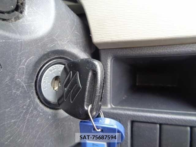 Suzuki WAGON R 2012-11 240166-11