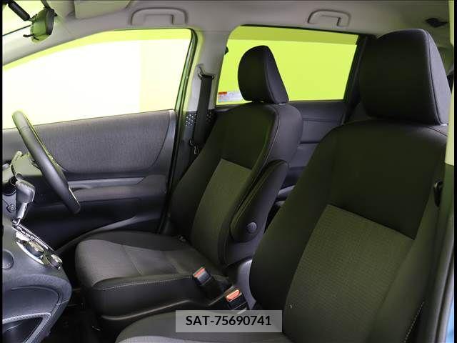 Toyota SIENTA 2022-01 234626-27