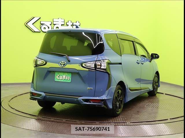 Toyota SIENTA 2022-01 234626-1