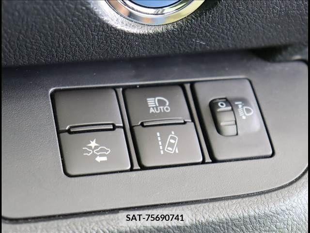 Toyota SIENTA 2022-01 234626-11