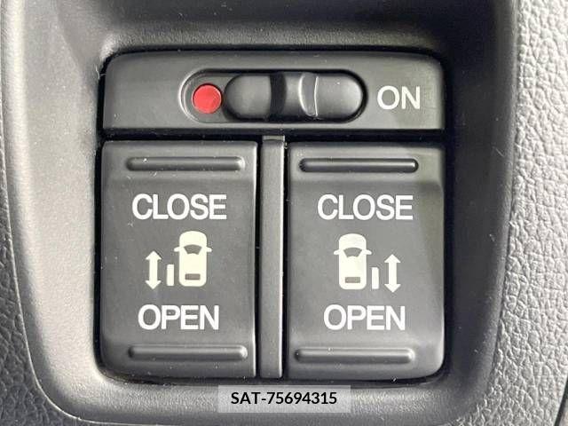 Honda N BOX CUSTOM 2012-02 306735-4