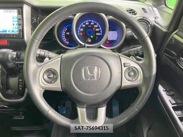 Honda N BOX CUSTOM 2012-02 306735-11