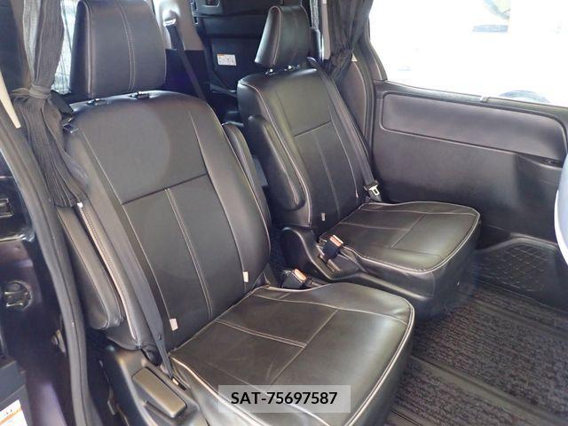 Toyota VOXY 2014-12 321424-17