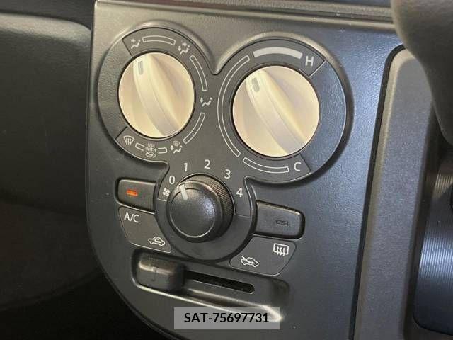 Suzuki ALTO 2017-02 355774-4