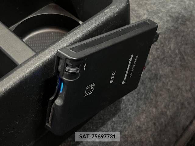 Suzuki ALTO 2017-02 355774-7