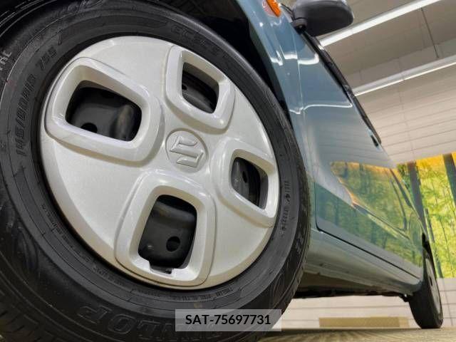 Suzuki ALTO 2017-02 355774-12