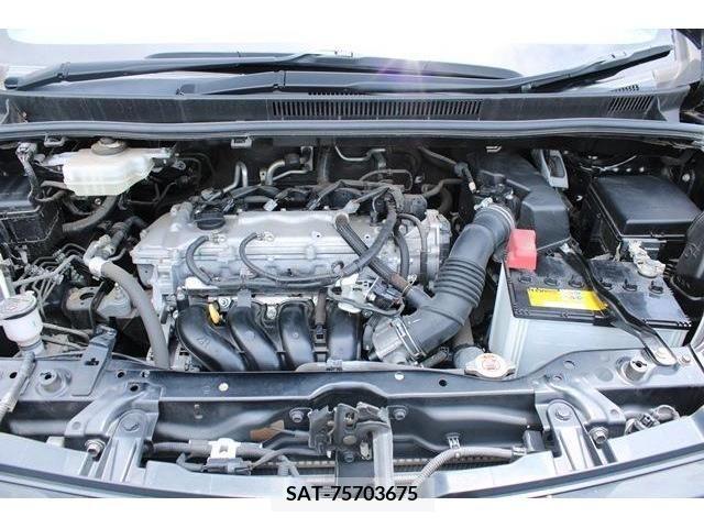 Toyota VOXY 2017-12 321539-15