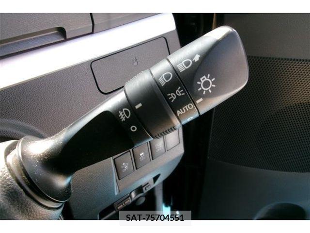 Daihatsu TANTO CUSTOM 2016-01 220914-15