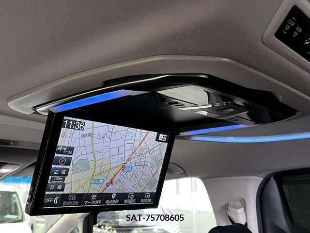 Toyota VELLFIRE 2017-02 377711-6