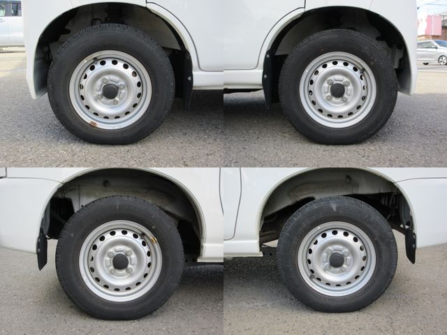 Daihatsu HIJET CARGO 2016-09 21606-27