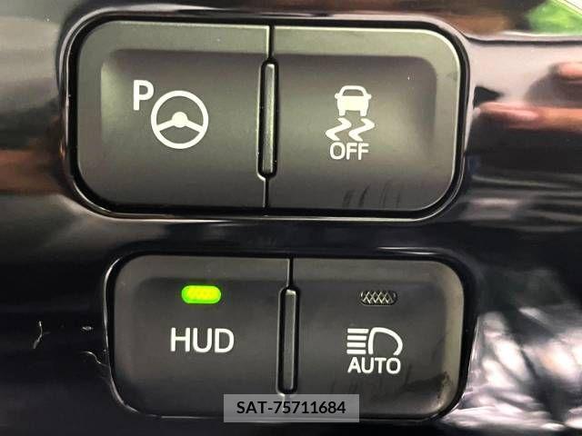 Toyota PRIUS 2016-01 366346-7