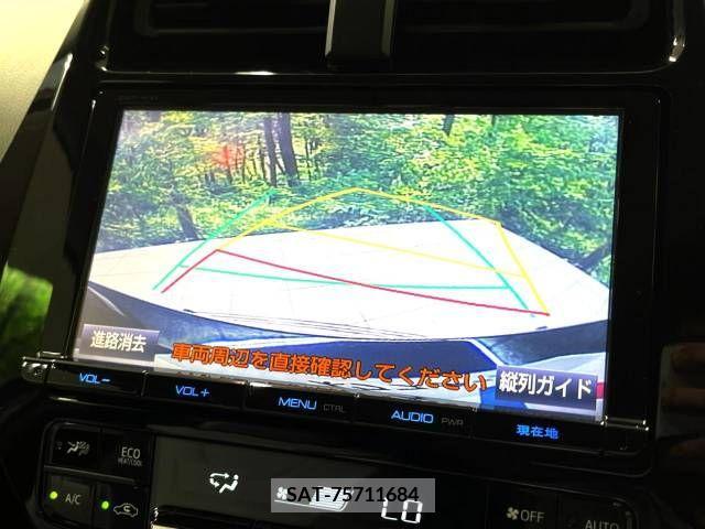 Toyota PRIUS 2016-01 366346-3