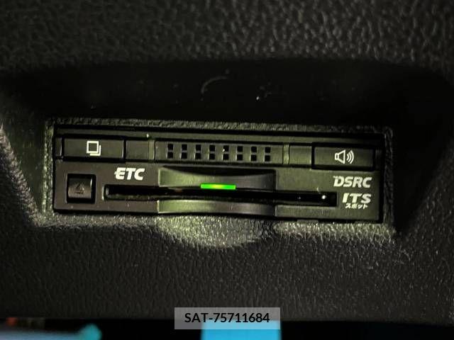 Toyota PRIUS 2016-01 366346-10