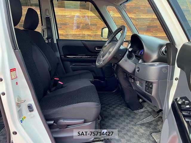 Suzuki SPACIA 2015-05 368638-3