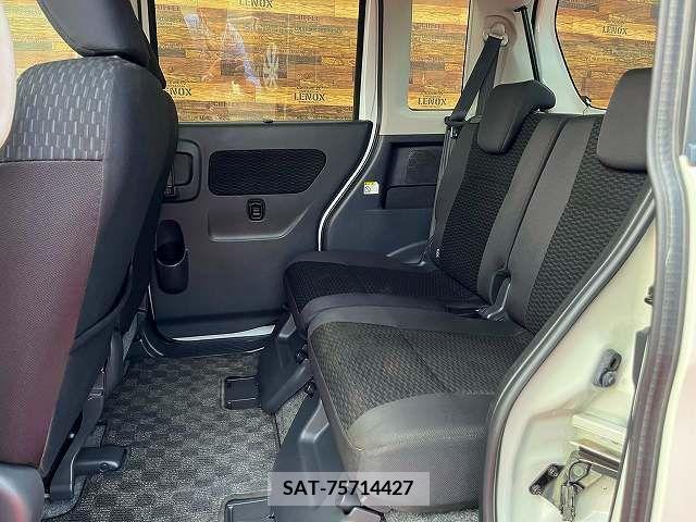 Suzuki SPACIA 2015-05 368638-12