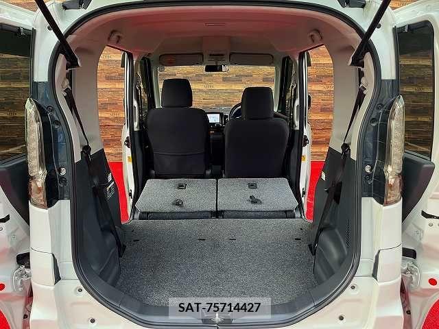 Suzuki SPACIA 2015-05 368638-23