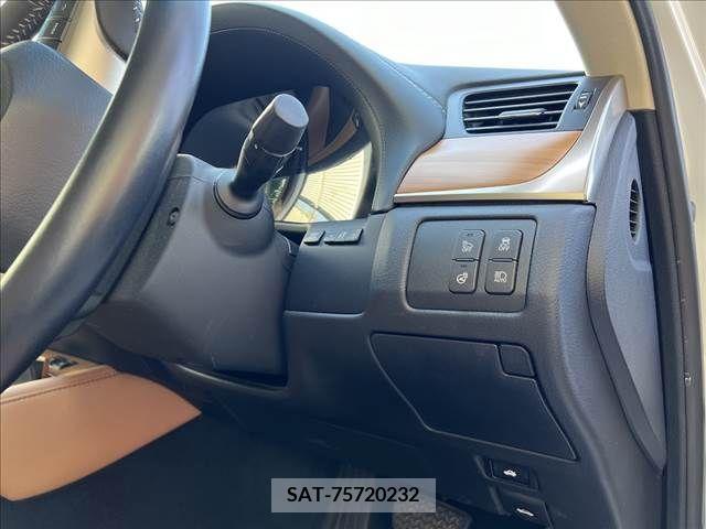 Lexus GS 2019-10 227078-12