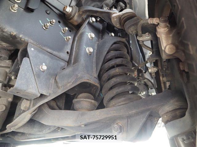 Mitsubishi CANTER 2017-11 330154-29