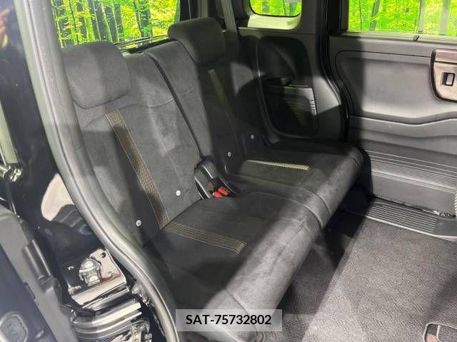 Honda N BOX CUSTOM 2019-04 279076-9